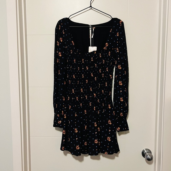 NWT Free People Two Faces Smocked Mini Dress in Black Size XS - Picture 2 of 6